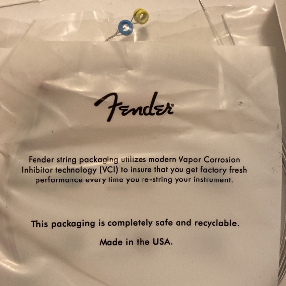 Fender Super 250 Electric Guitar Strings - Picture 5 of 6